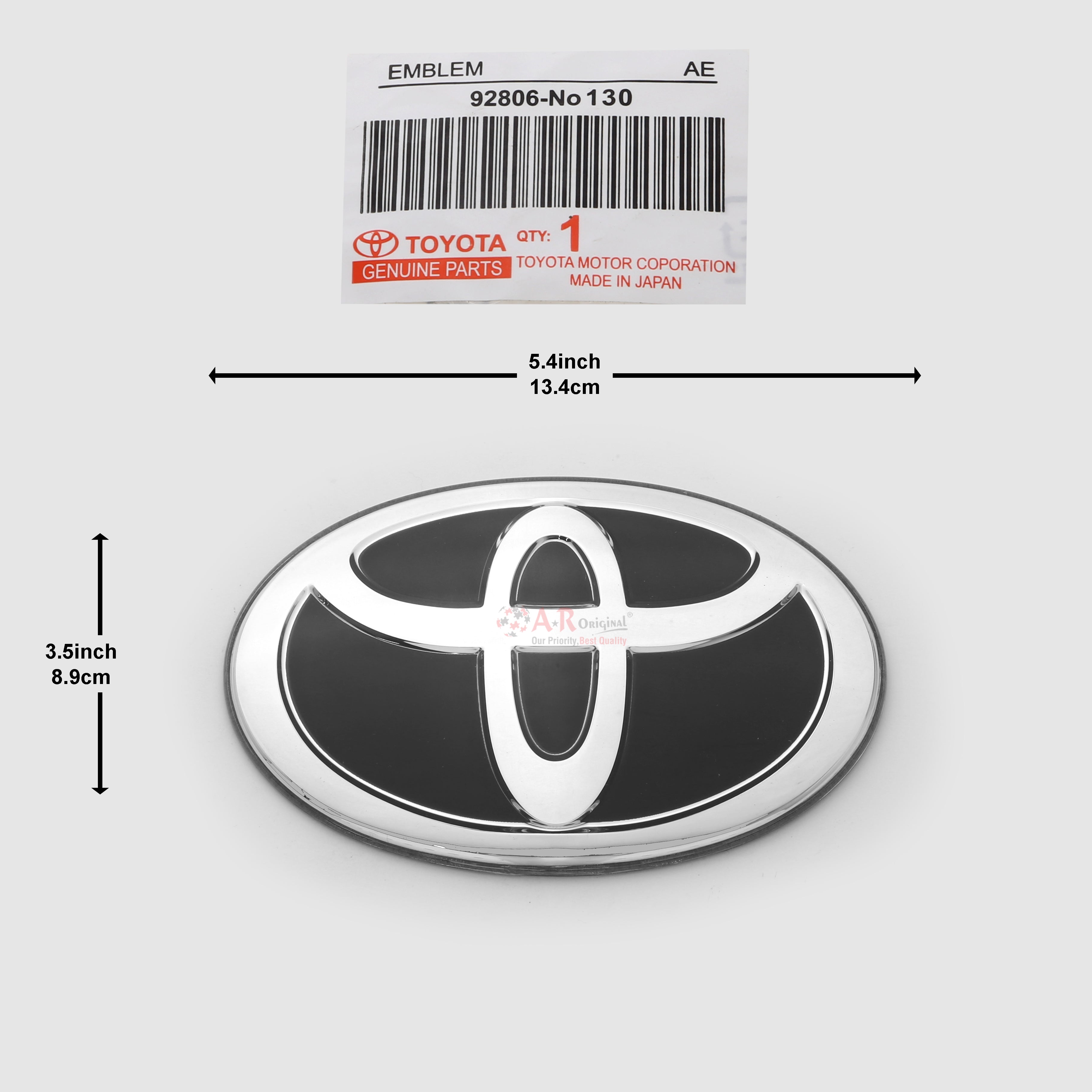 Toyota 3.5x5.4inch-8.9x 13.4cm Black Silver IP Badge