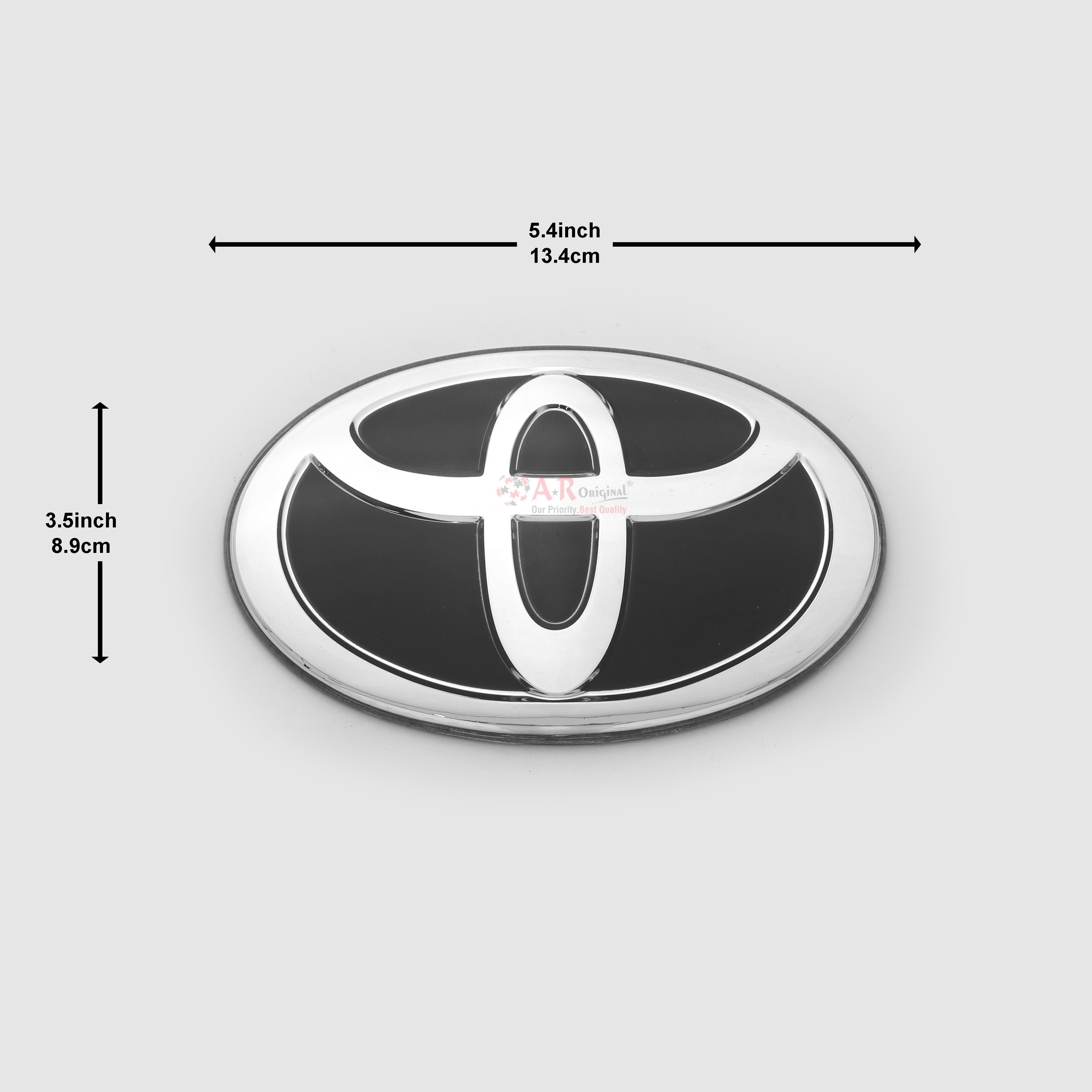 Toyota 3.5x5.4inch-8.9x 13.4cm Black Silver IP Badge
