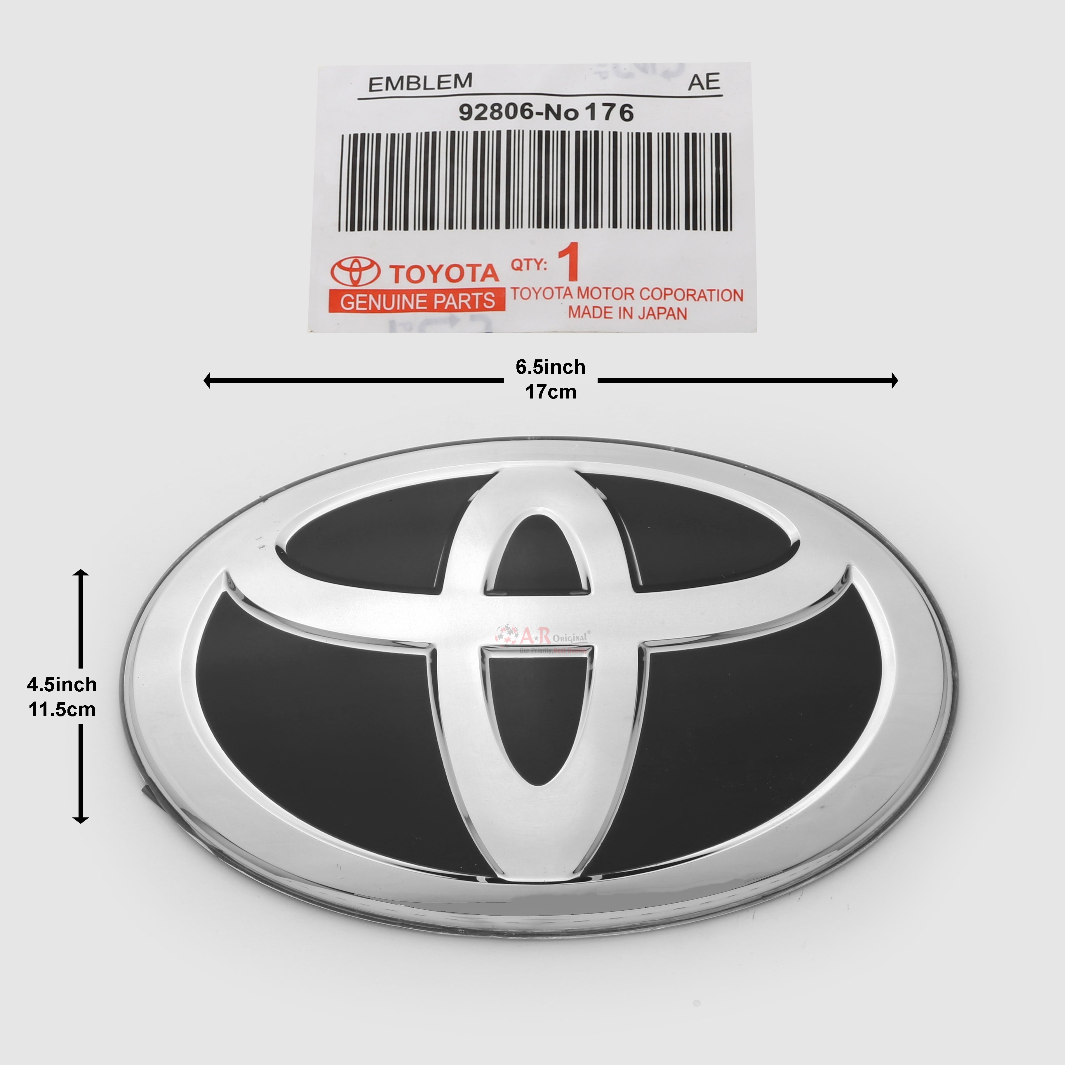 Toyota 4.5x6.5inch-11.5x17cm Black Silver IP Badge