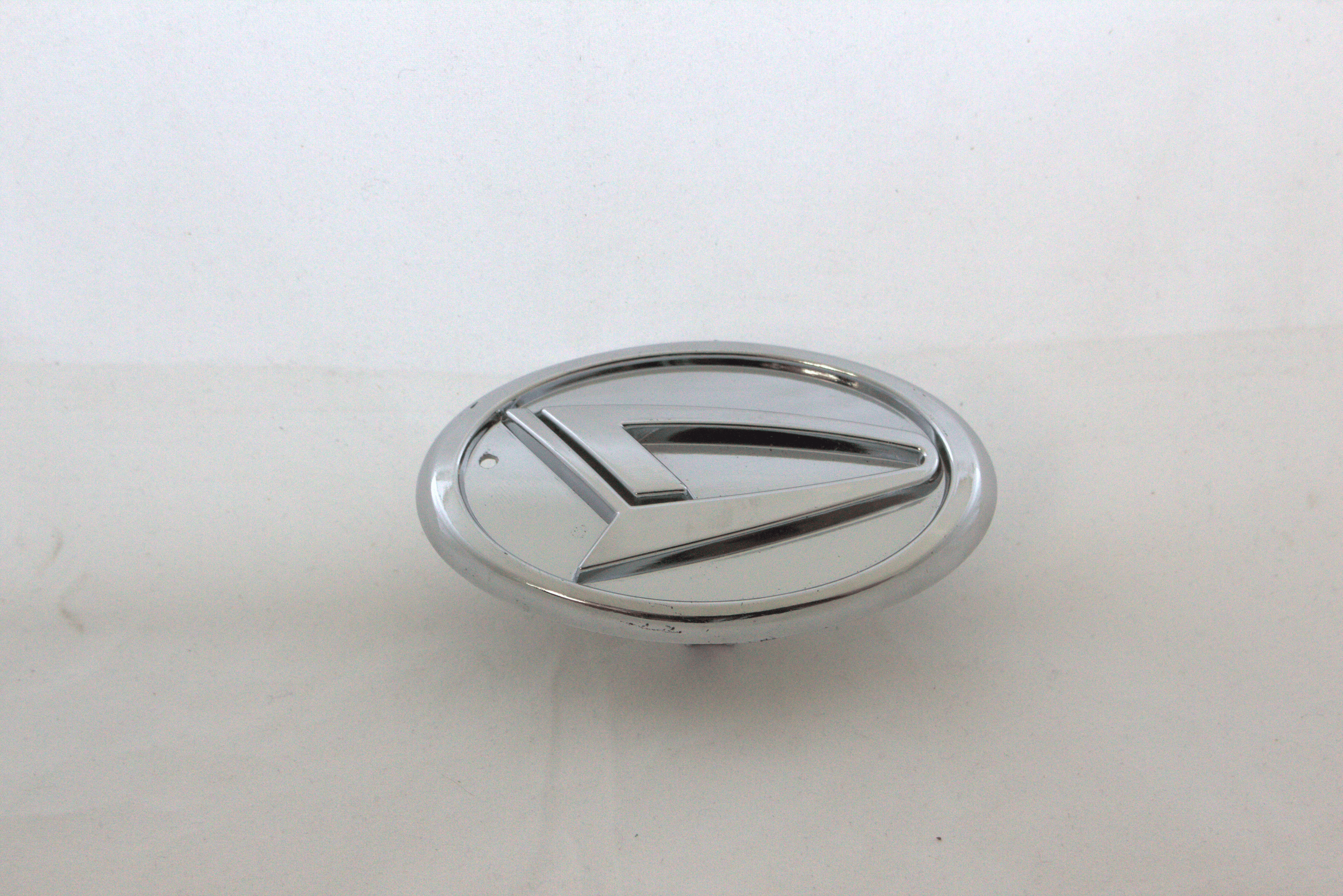 Daihatsu Logo Front Grill 2.5x3inch-6x9cm Chrome LC Badge