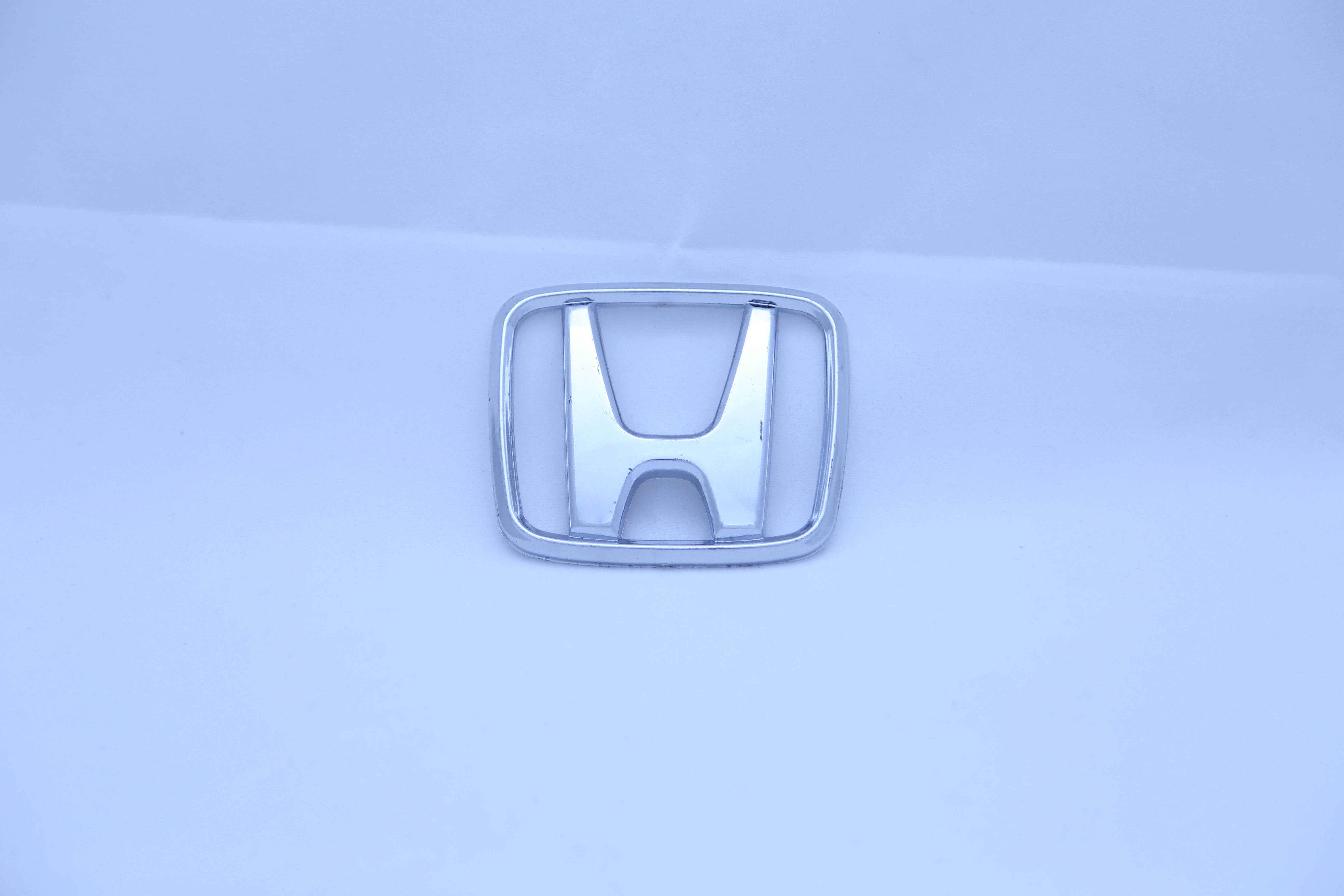 Honda Logo Old Civic Big 2x2.5inch-5x6.5cm Chrome LC Badge (1)