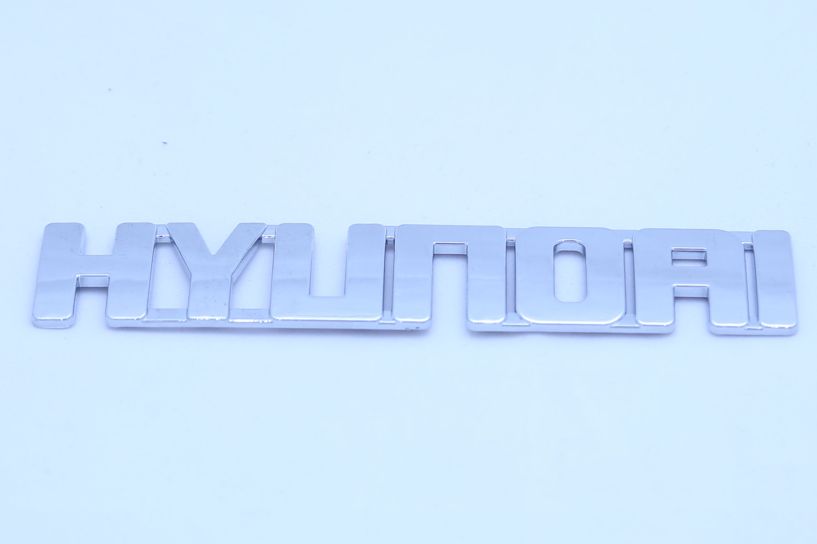Hyundai Emblem 1x6.5inch-2x16cm Join Alpha Chrome LC Badge (1)