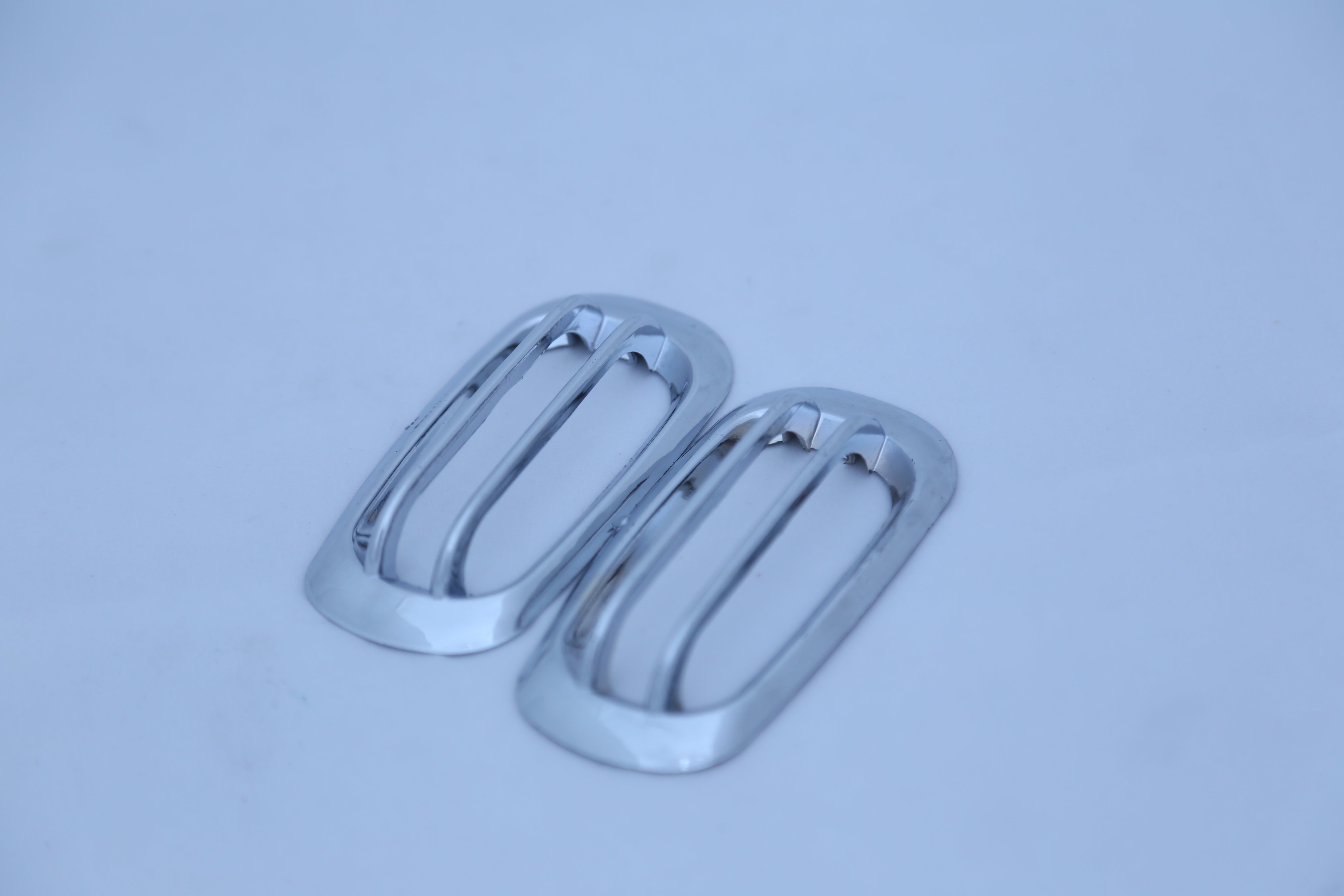 Indicator Covers Lining Big 2pc set Chrome LC Badge