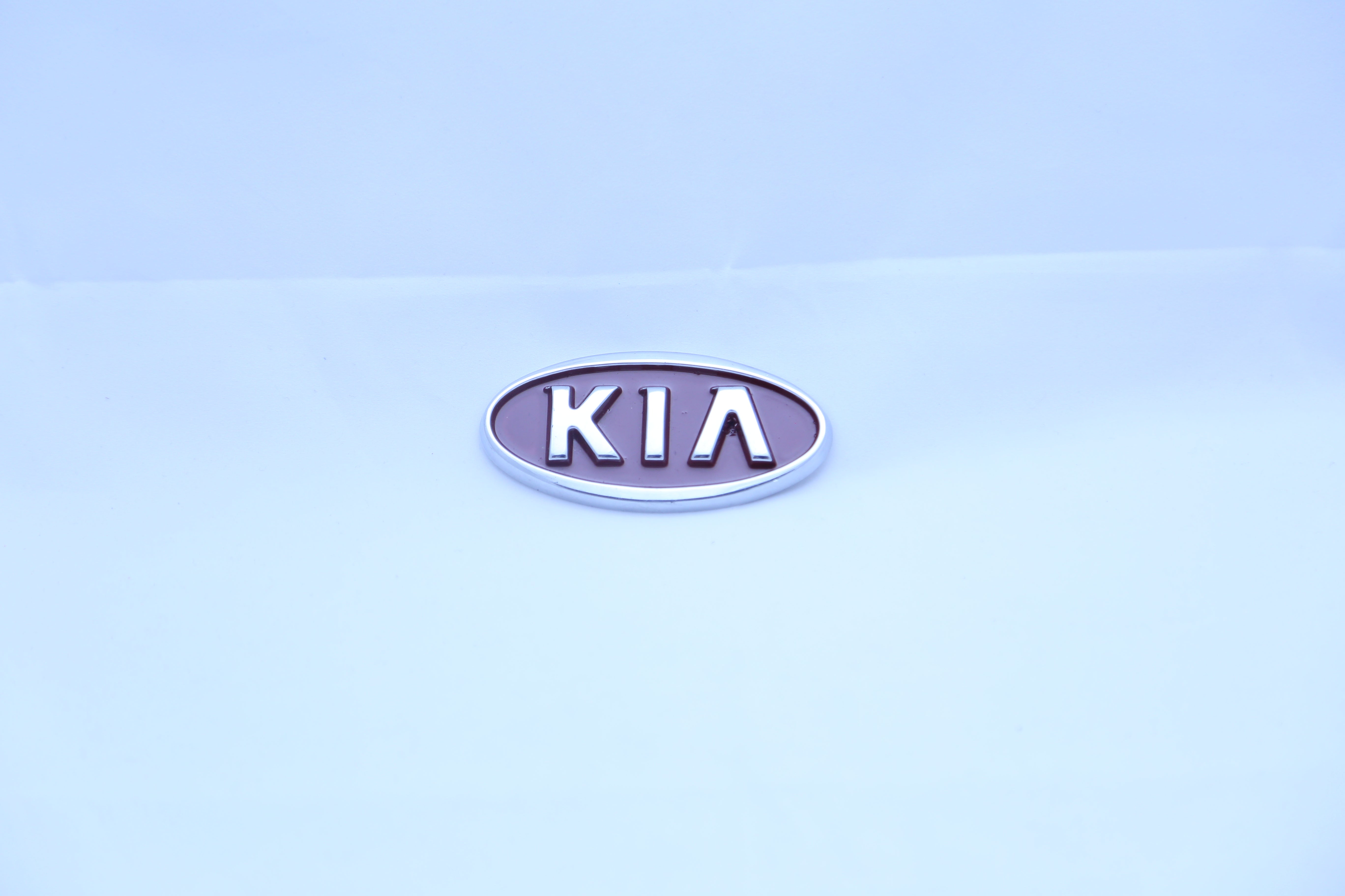 Kia Logo Old Medium Brown Chrome LC Badge