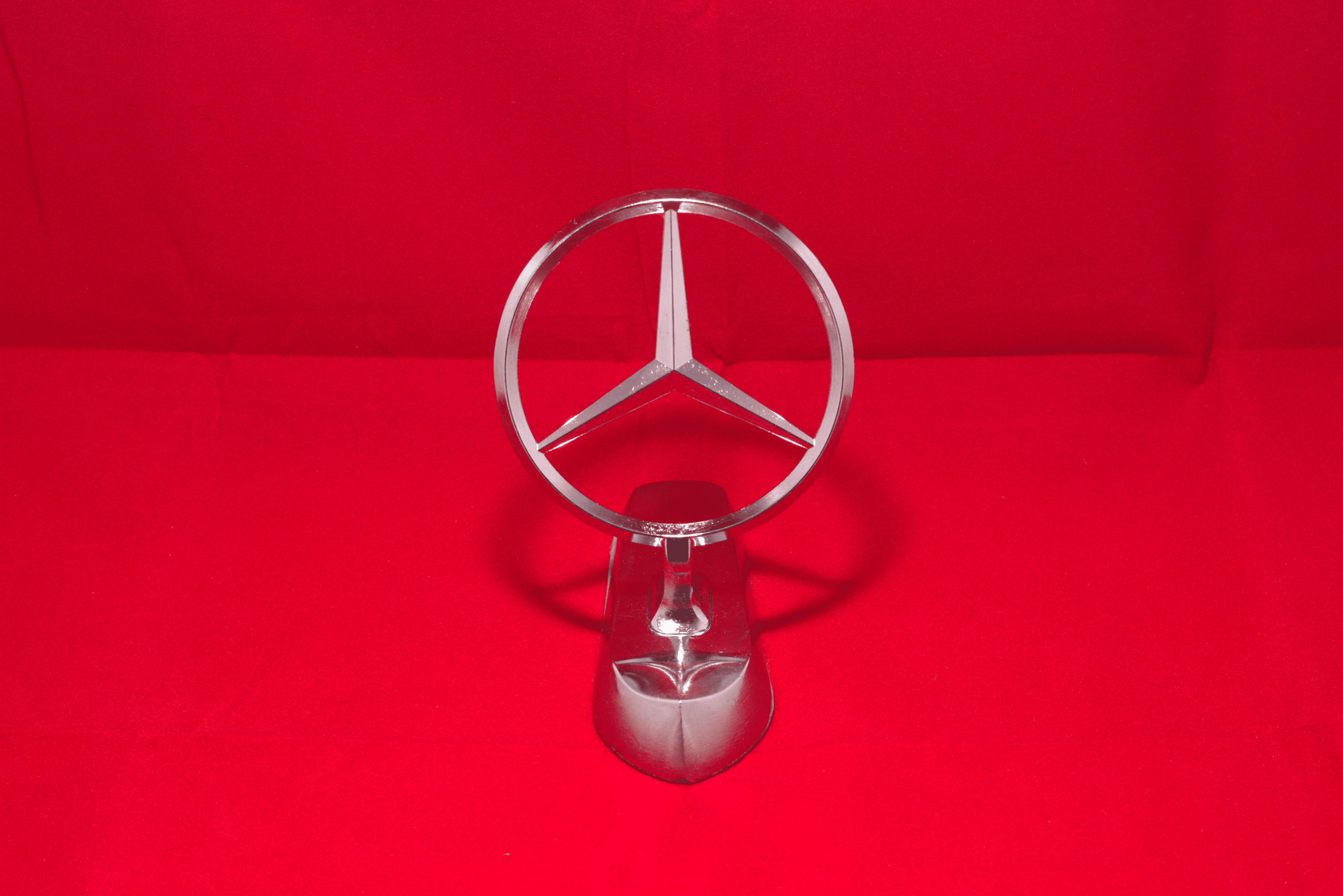 Mercedes Hood Logo 2.5x3.5inch-6.5x9cm Metal Bonnet Emblem Movable Heavy Chrome IP Badge