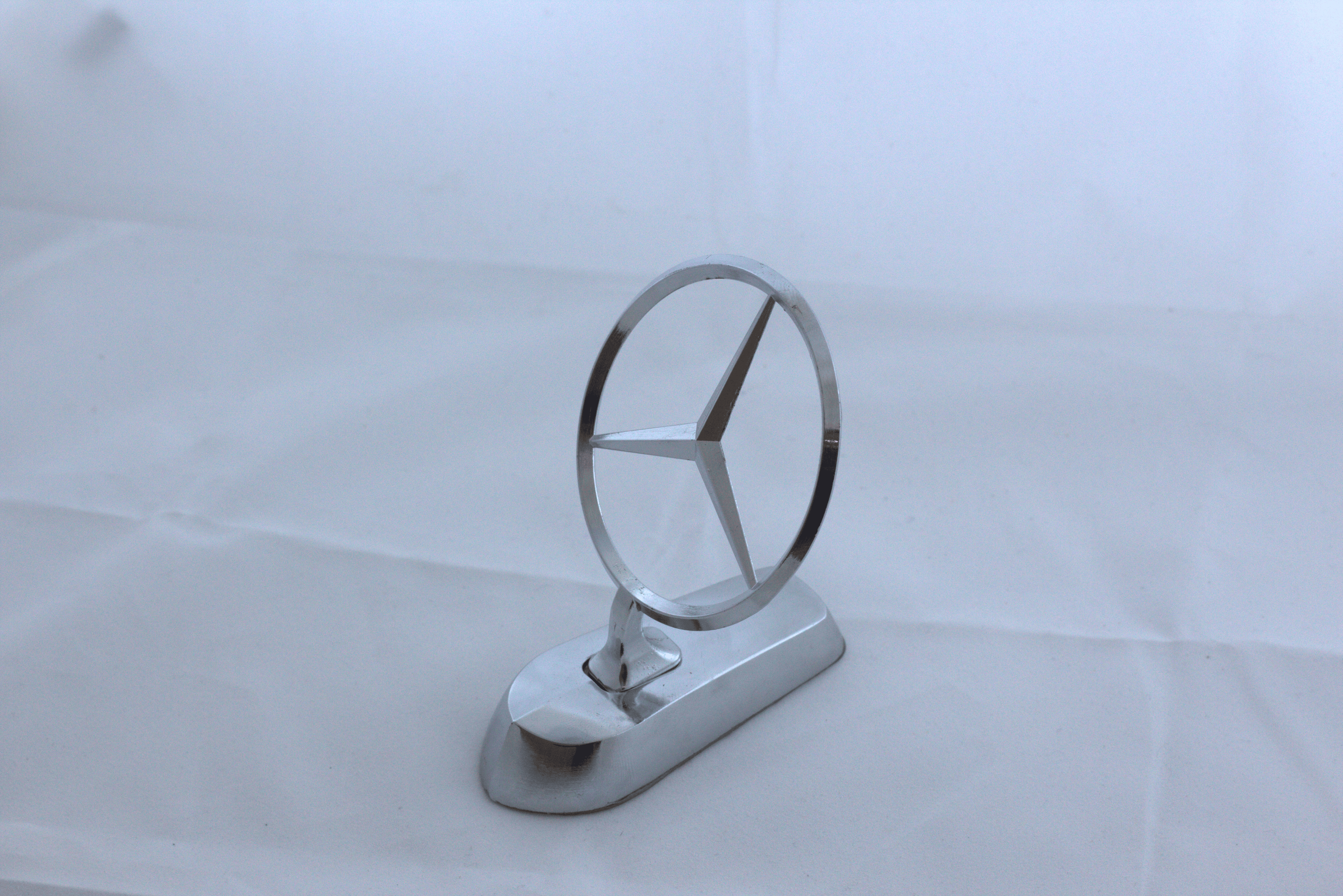 Mercedes Hood Logo 2.5x3.5inch-6.5x9cm Metal Bonnet Emblem Movable Heavy Chrome IP Badge