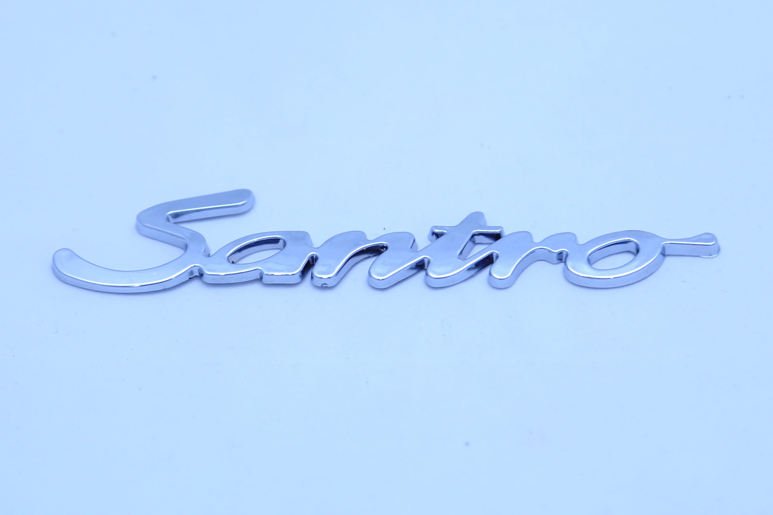 Santro Emblem 1x6.5inch-2.5x16.5cm Chrome LC Badge