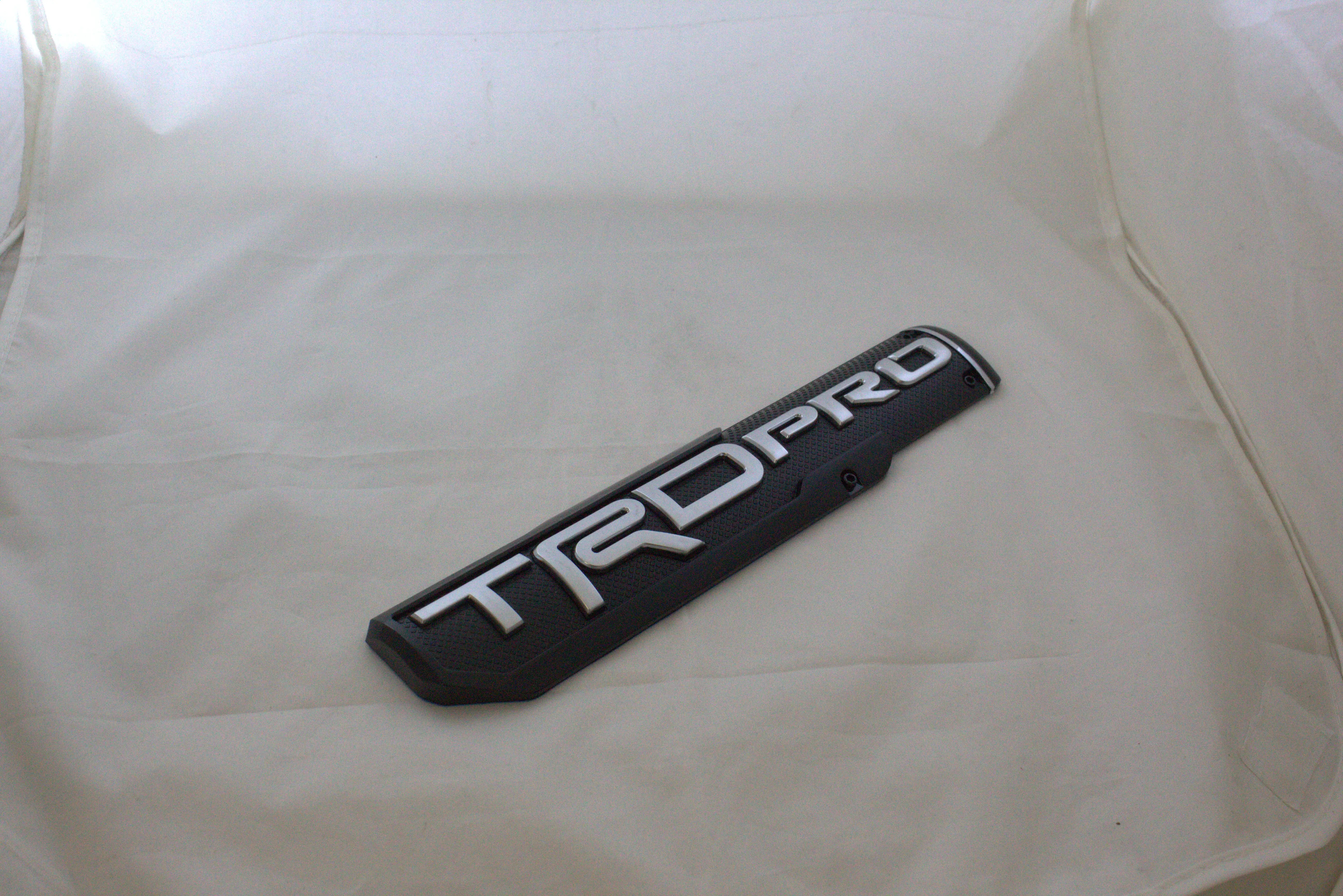 TRDPro 2x10inch-5x25cm Black Silver IP Badge