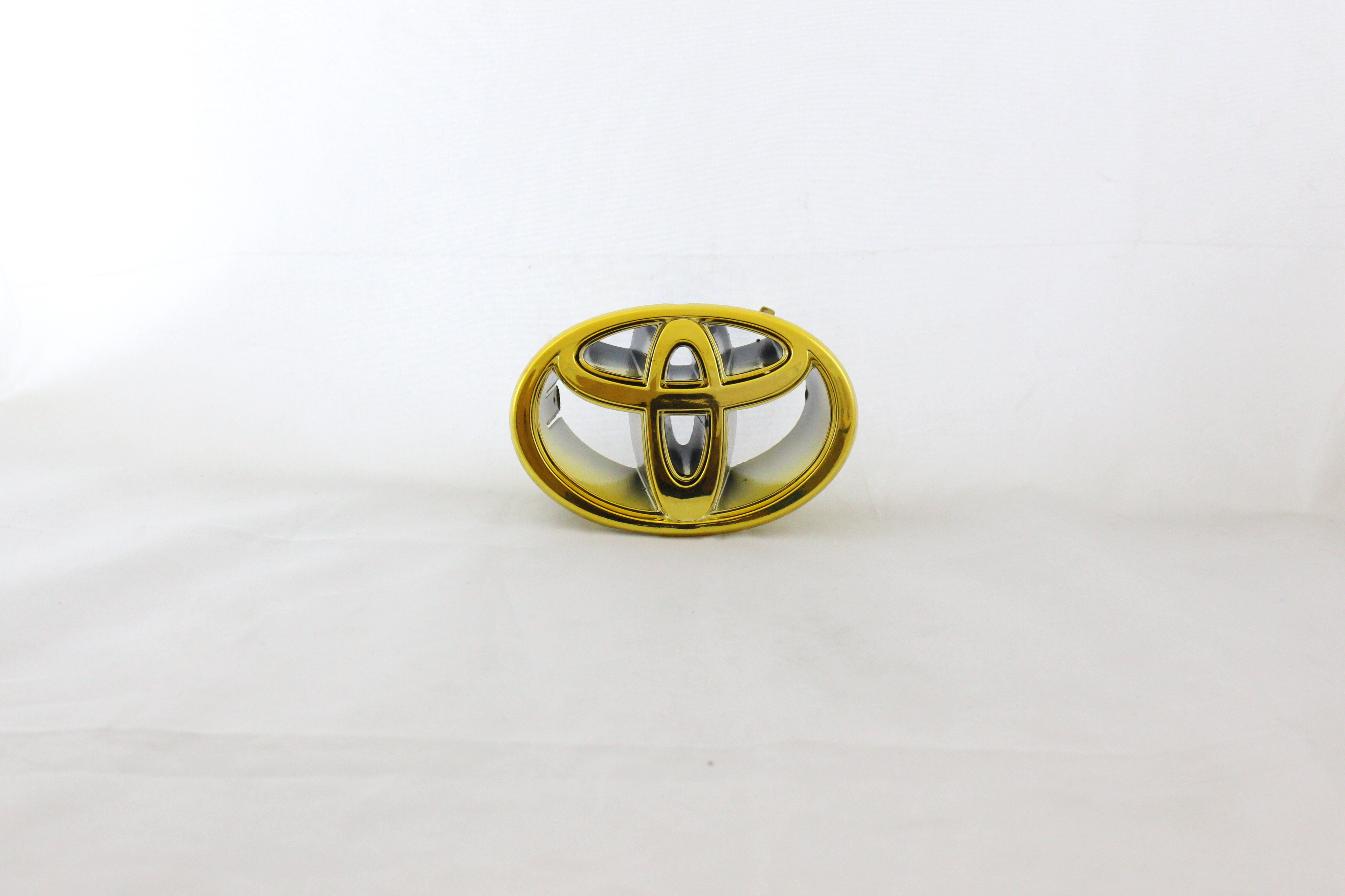 Toyota Logo 2.5x3.5inch-6.5x9cm Indus Grill Big Fitting Golden LC Badge