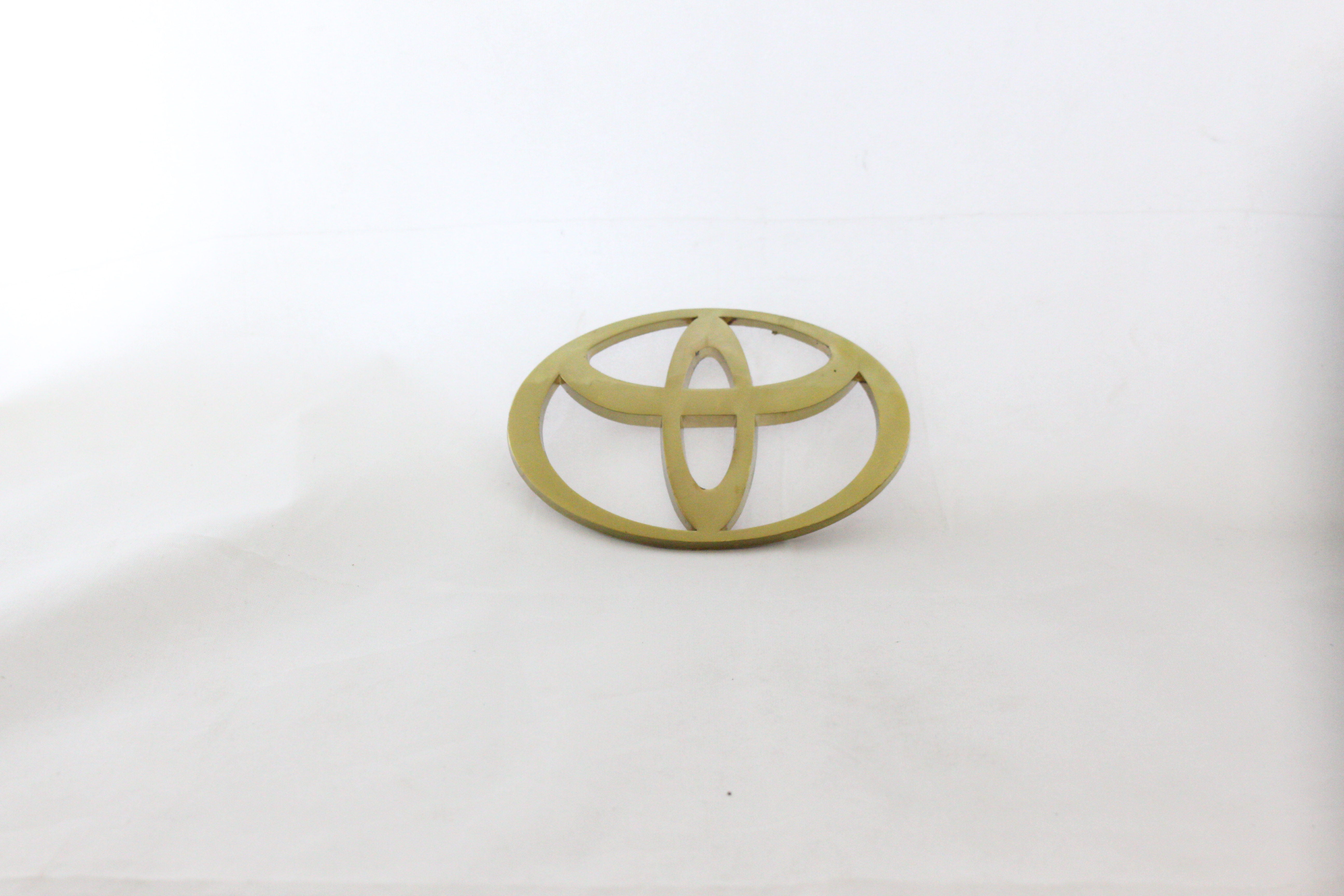Toyota Logo 2.5x4inch-7.5x10cm 90's Rear Chrome LC Badge