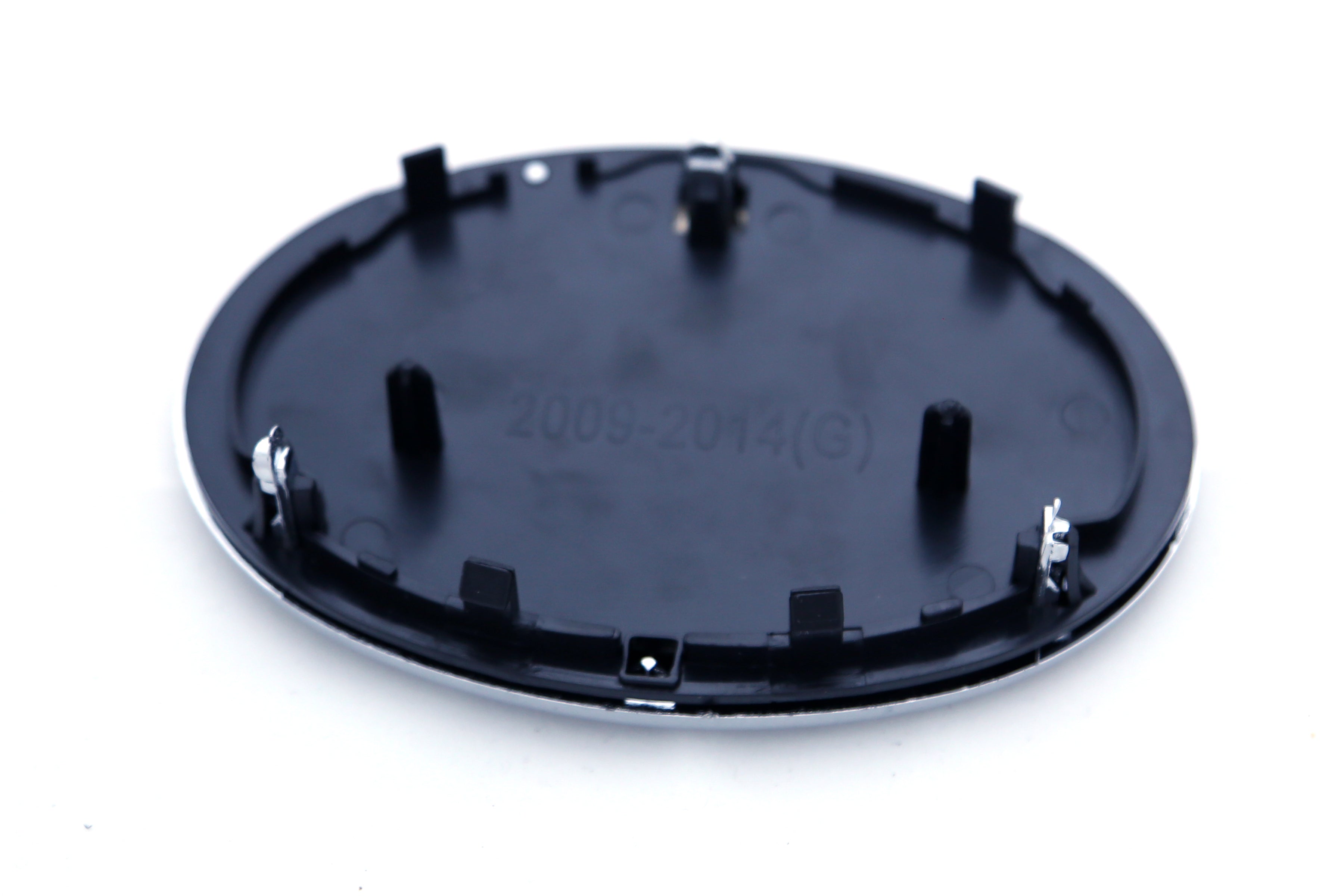 Toyota Logo 3.5x5.5inch-9x14cm Corolla 09-14 Grill Logo Black Base Chrome IP Badge