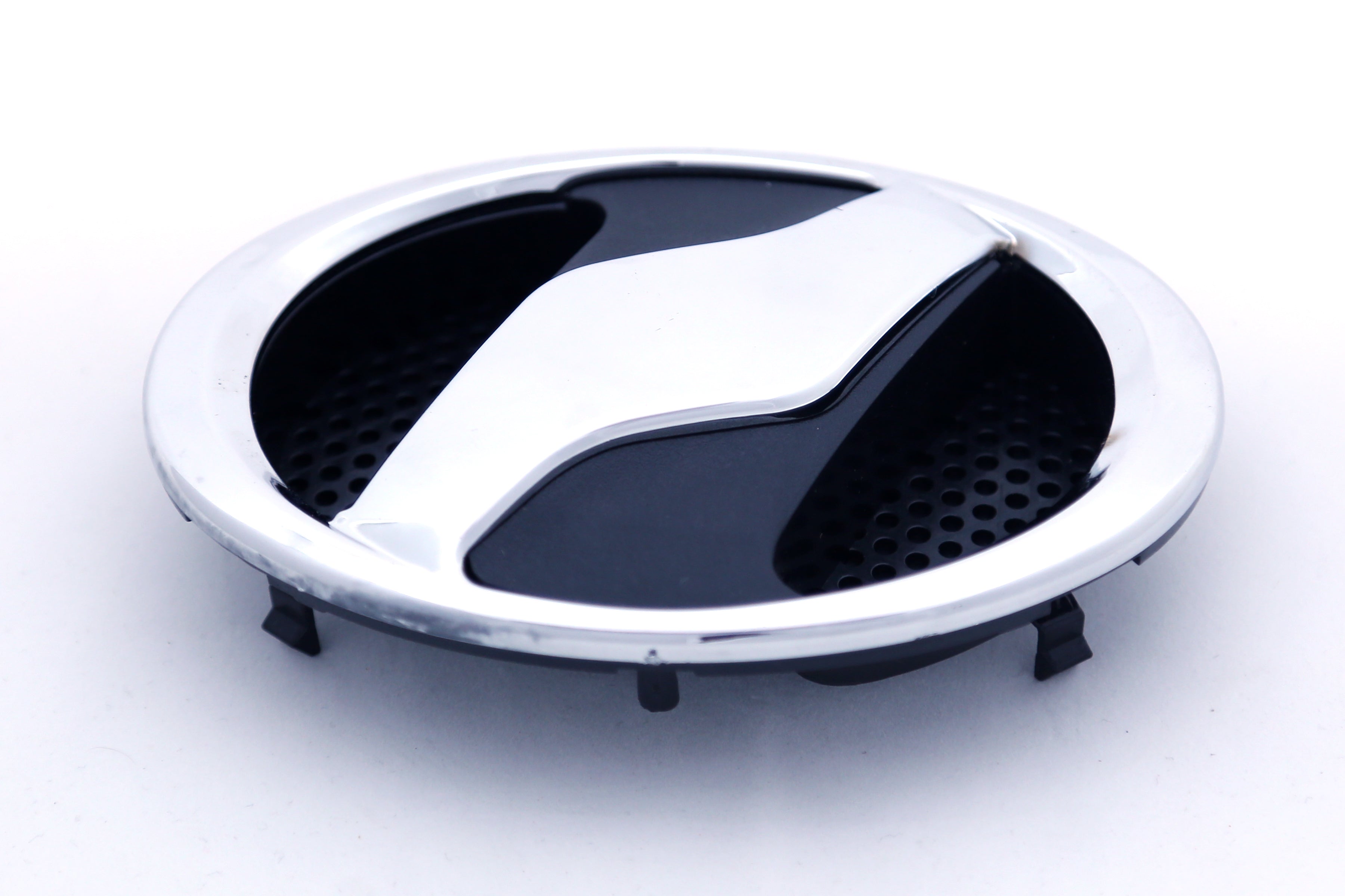 Vitz Logo 4x6inch-10x16cm Black Base 2016 Chrome LC Badge